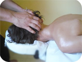 Le massage suédois est un massage dynamique à l’huile